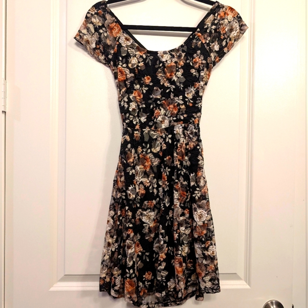 L8teR Black and Orange Flutter Sleeve Mini Sundress